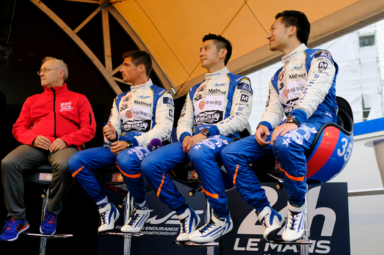 中国华信-Baxi DC Racing Alpine车队董荷斌（中）、程飞（右）、潘洽蒂奇（左）