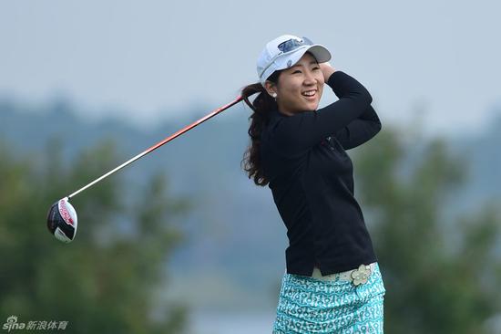 张芸杰替补上场