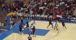 90后第一巨星 25岁他已是联盟前五