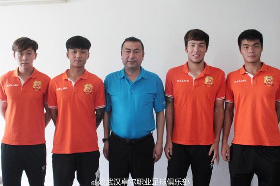 武汉卓尔官方宣布续约7将