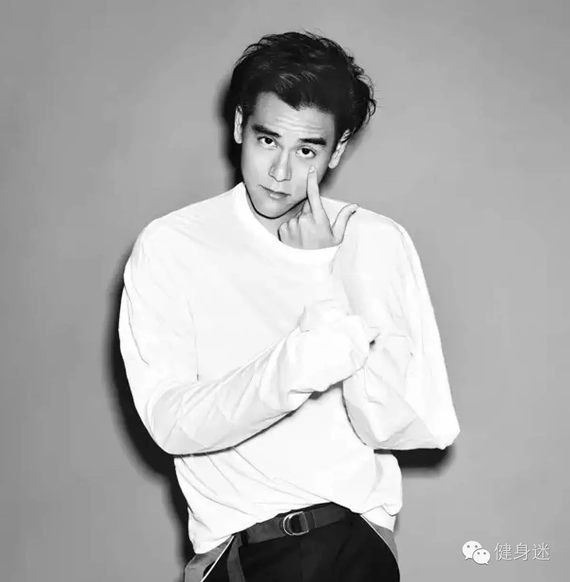 彭于晏的nb健身史