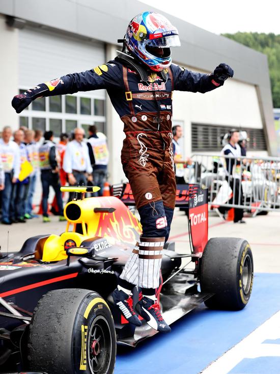 维斯塔潘收获了自己F1生涯的第二个领奖台