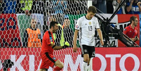 11场0球!德国神枪没开火就出局 福星光环不再