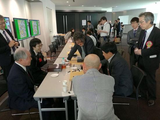 众多日本传奇棋手观战