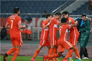 中超-佩莱西塞斩中超首球 鲁能4-1绿城排名再升