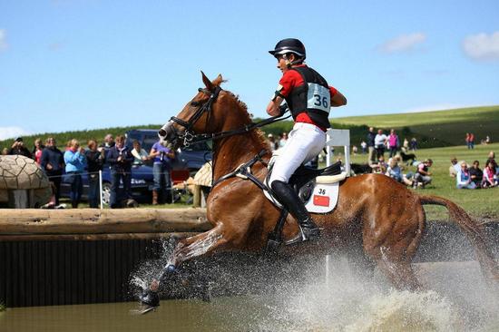 重庆时时彩哪时停过年_包头日报