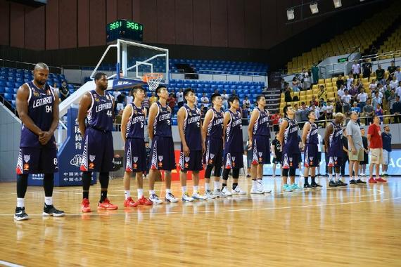 深圳男篮 沈梓捷 孟铎 四国赛深圳遭绝杀收获亚