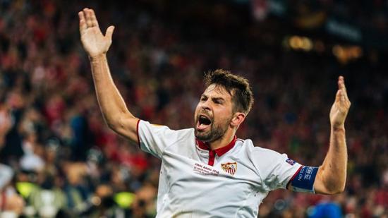 德甲官网解读沙尔克新援 欧联杯三连冠重臣