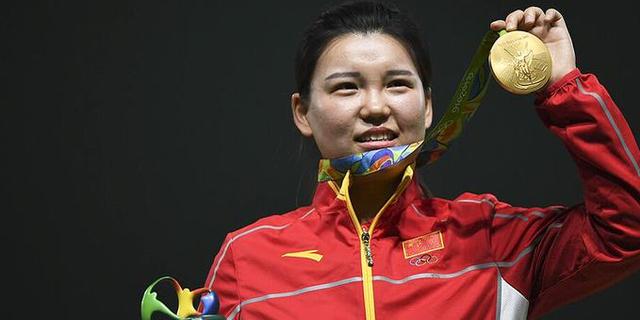 张梦雪夺中国首金