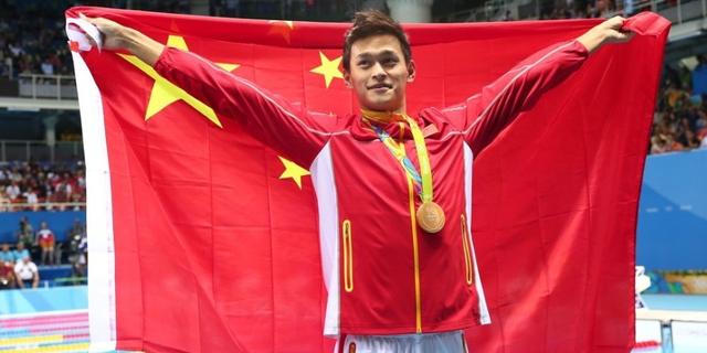 200自孙杨逆转夺冠