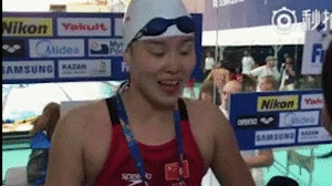 美媒给傅园慧跪了:奥运属于她 我们只有看的份儿