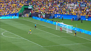 巴西女足点球被扑