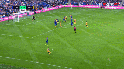 卡索拉任意球险破门