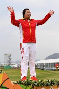 冯珊珊：中国人一直在看我比赛 所以我要一直笑