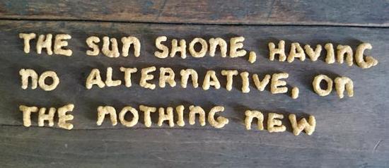 “太阳照常升起，一切都没有改变”