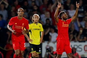 联赛杯-司徒2球双枪破门飞翼2传 利物浦5-0完胜