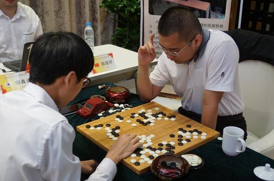 陈耀烨完爆申真谞
