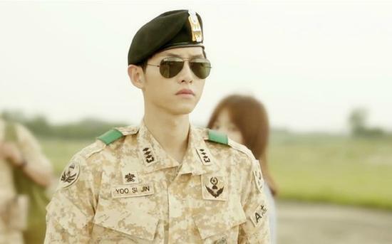 画风似乎不太对