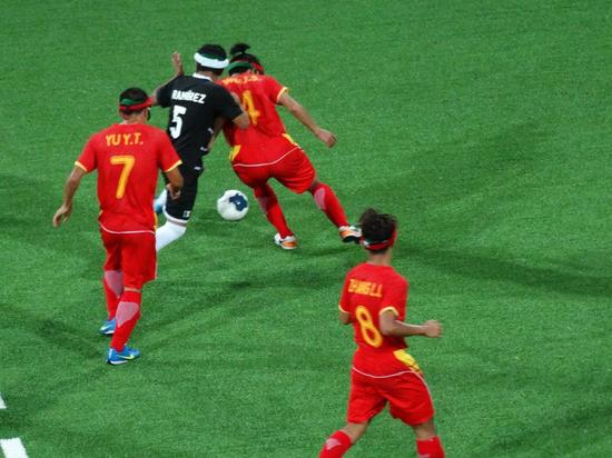 国足威武!盲人男足2:0胜墨西哥 晋级残奥会半决