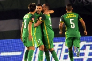 中超-伊尔马兹梅开二度 国安2-0辽足终结4轮不胜