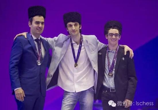 （男子第一台前三名）