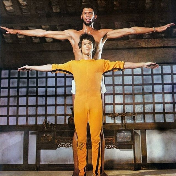 李小龙30年前和贾巴尔比臂展（图）_NBA_新浪竞技风暴_新浪网