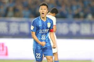 足协杯-吴曦建功 苏宁总分4-2申花连续3年进决赛