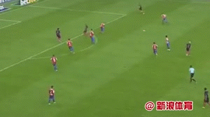 拉菲尼亚头球破门