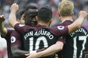 英超-阿圭罗2球 丁丁助攻伤退 曼城3-1十战全胜