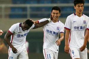 中超-吕征传射马丁斯建功 申花3-1客胜泰达居第3