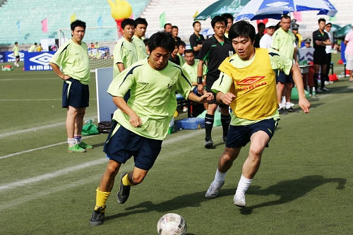 中国足球踢野球的多会踢的少