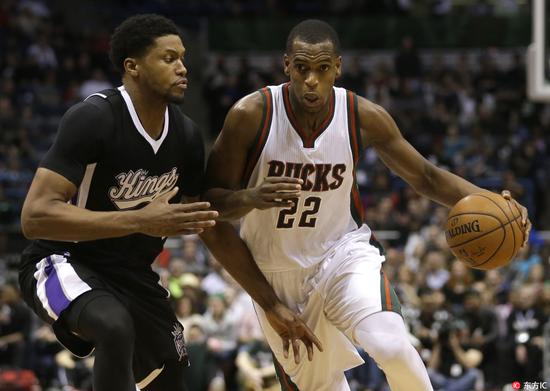 米德尔顿的受伤对雄鹿来说影响太大