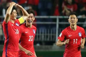 世预赛-洪正好染红送点 韩国一度落后3-2卡塔尔