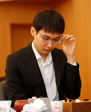 朴廷桓显得有些疲惫