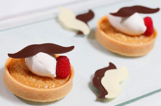 10月23日香港时尚煲呔赛马日 打造男士时尚新经典