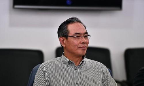 国足教练是“自挂东南枝”