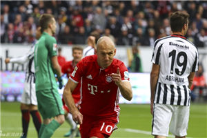 德甲-罗本头筹 拜仁11打10争议失球 2-2遭连平