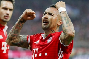 德甲-比达尔+道神破门 拜仁门柱救险2-0擒门兴