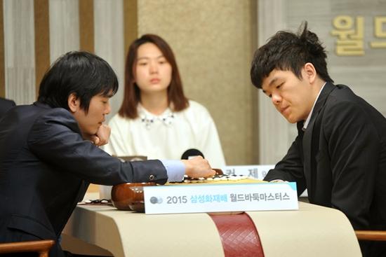 去年三星杯半决赛番棋一幕