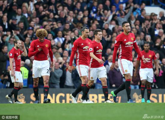 对阵切尔西，前场疲软的曼联最终四球惨败