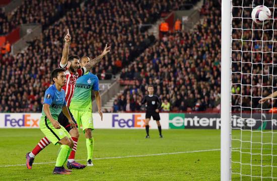 长友佑都乌龙瞬间