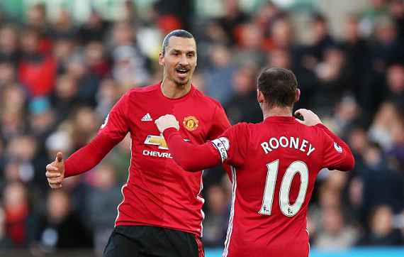 伊布2球 曼联半场3-0领先