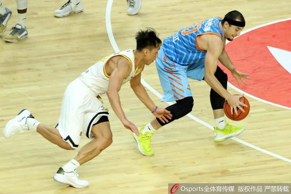 16-17赛季CBA联赛 青岛 85-102 广厦_直播间_手机新浪网
