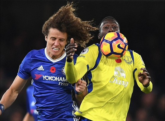 本场冻结卢卡库的大卫-路易斯已成蓝军后防新领袖