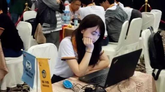 黑嘉嘉贡献了一妙手