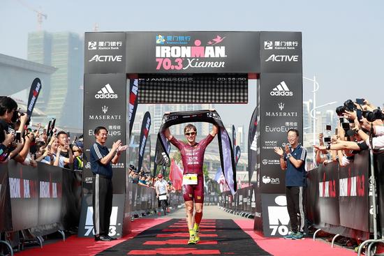 职业男子组冠军 乔希-阿姆贝格 图片BY张林陶/Getty Image