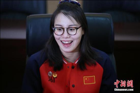 傅园慧(图)
