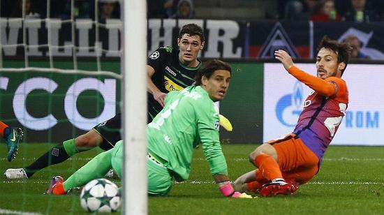 席尔瓦破门瞬间