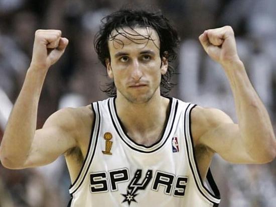 大发888在线平台 : 博尔特自曝踢球从不防守 谈