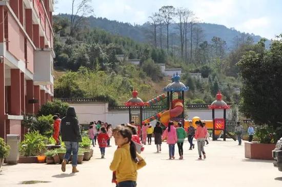 腾马公益善款发放完毕 心中有阳光世界就光明_跑步频道_新浪竞技风暴_新浪网